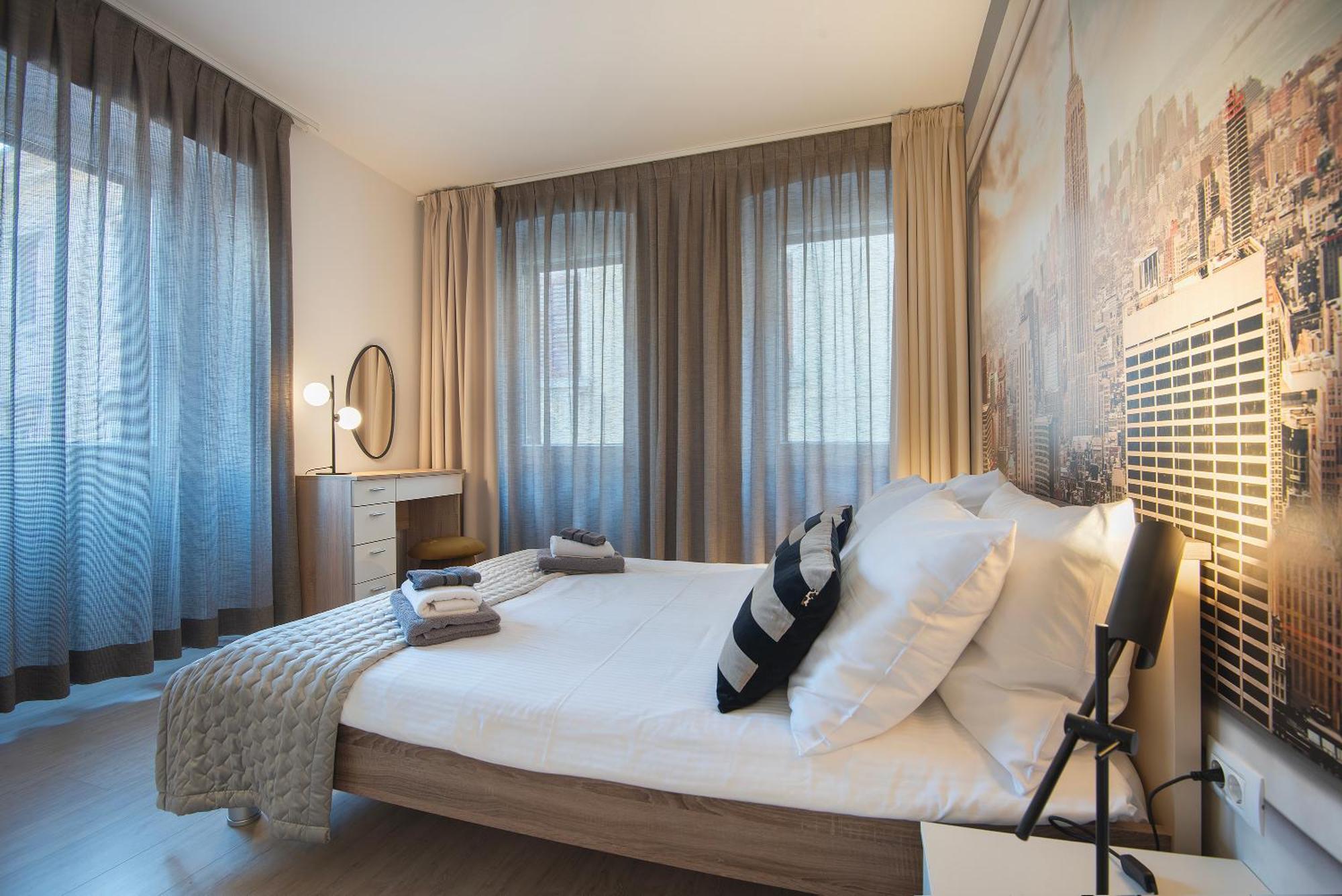 Arta Apartment City Center II - With Private Parking Pula Exterior photo